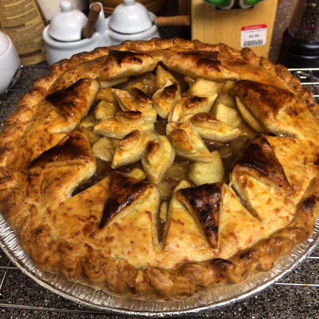 Cheddar Apple Pie