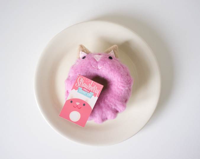 Picture of the Strawberry Mini Donutcat from Marnin Saylor